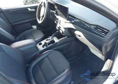 2023 Ford Escape St-Line Select z USA, uszkodzony, nr VIN 1FMCU9NA8PUA99270